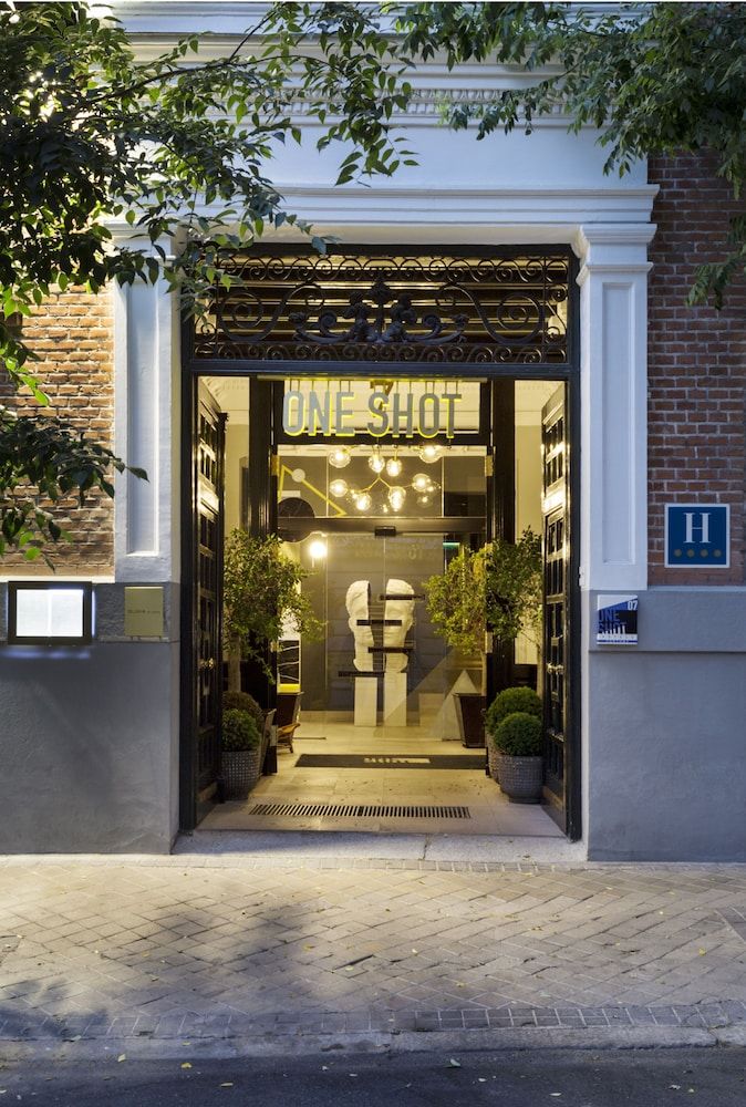 undefined One Shot Fortuny 2