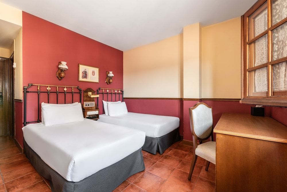Crisol Mesón del Cid Twin Room (vistas a la catedral) 4