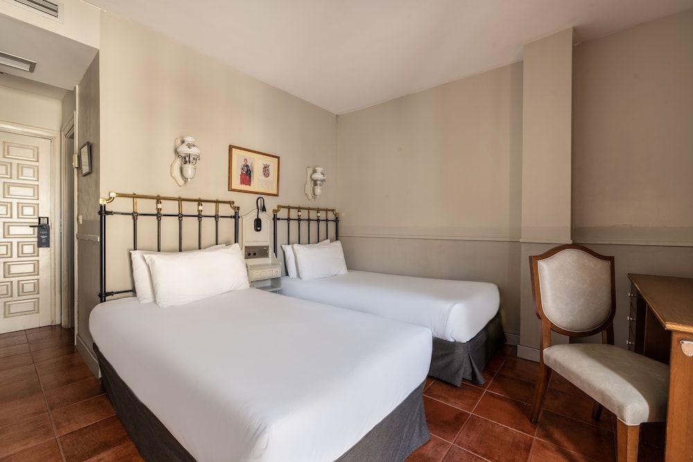 Crisol Mesón del Cid Twin Room (vistas a la catedral) 3