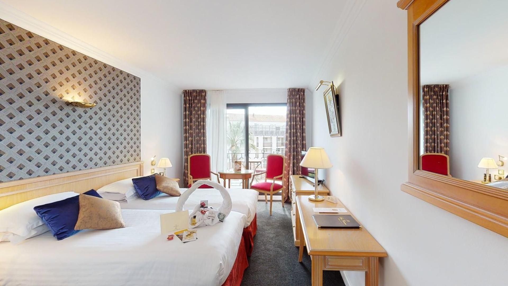 undefined Sun Riviera 5