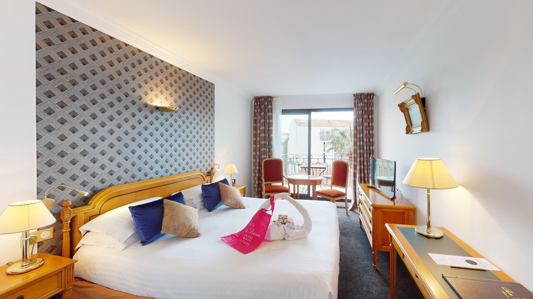 undefined Sun Riviera 10