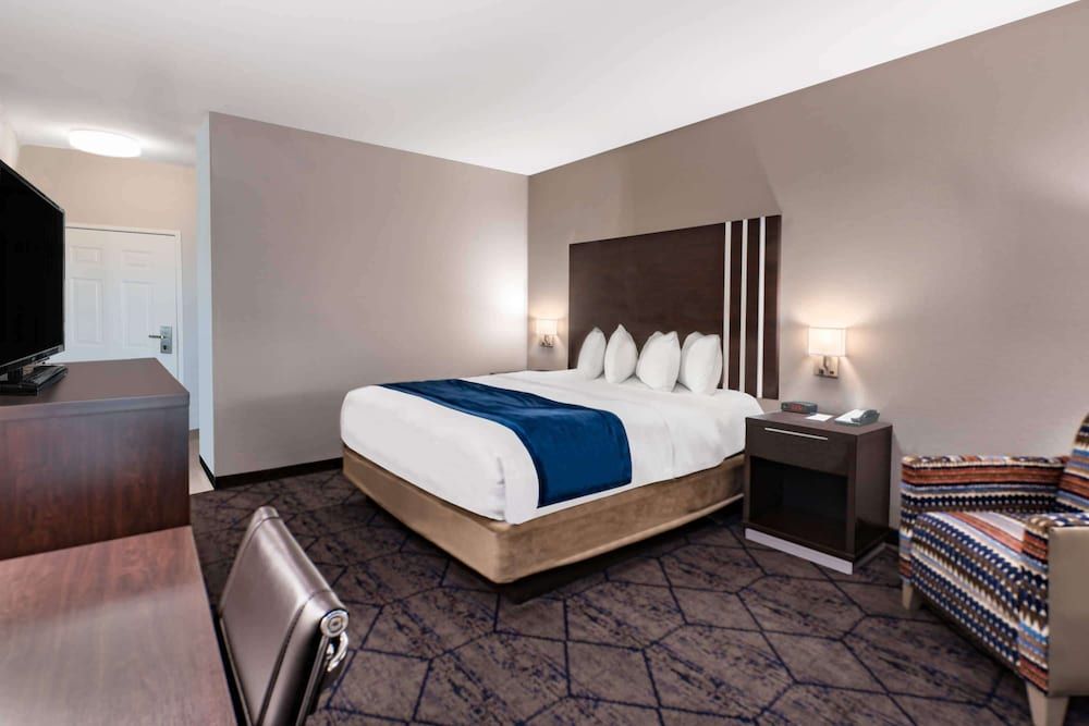 Room, 1 King Bed, Accessible, Non Smoking