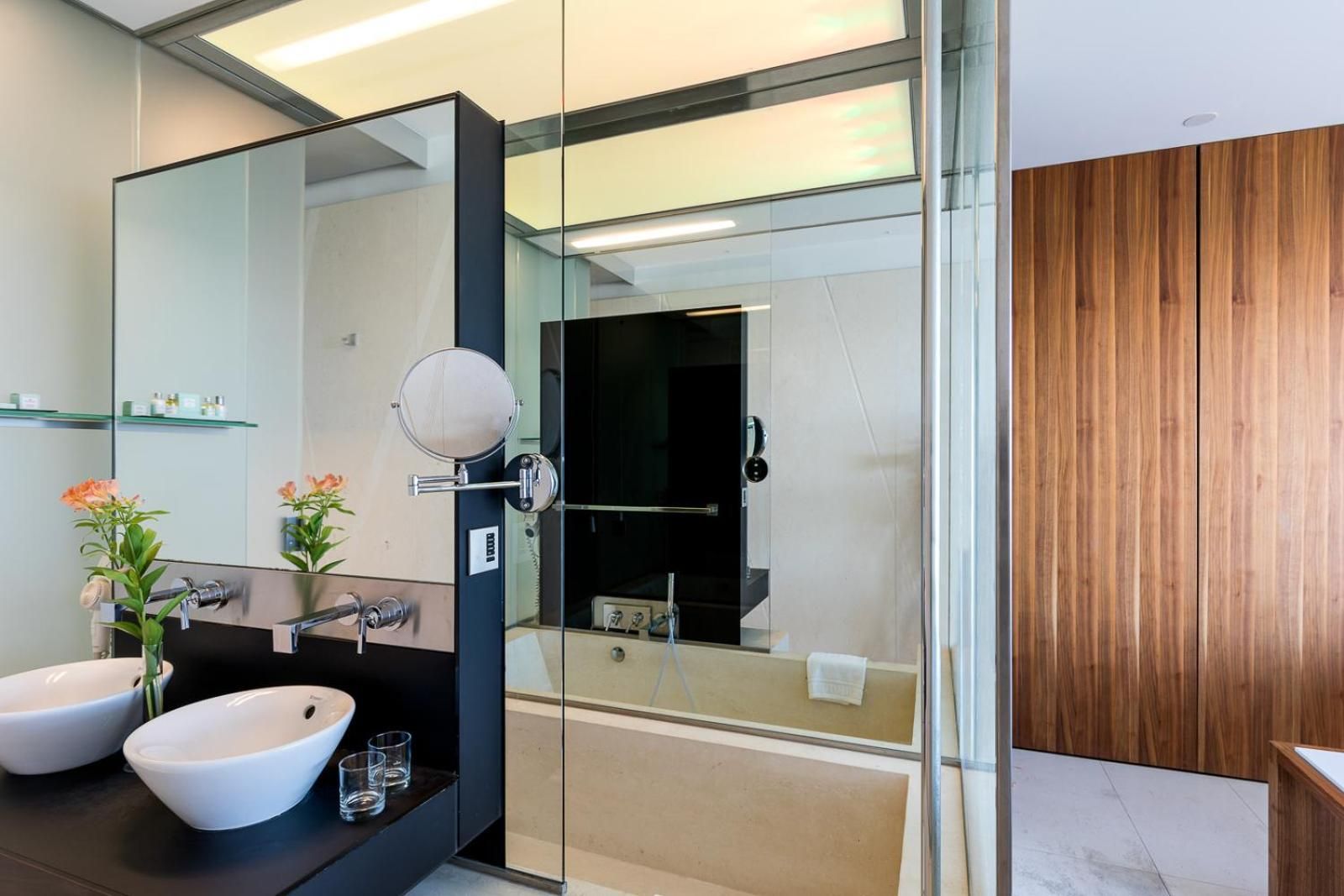 Double or Twin Room with Extra Bed (3 Adults)