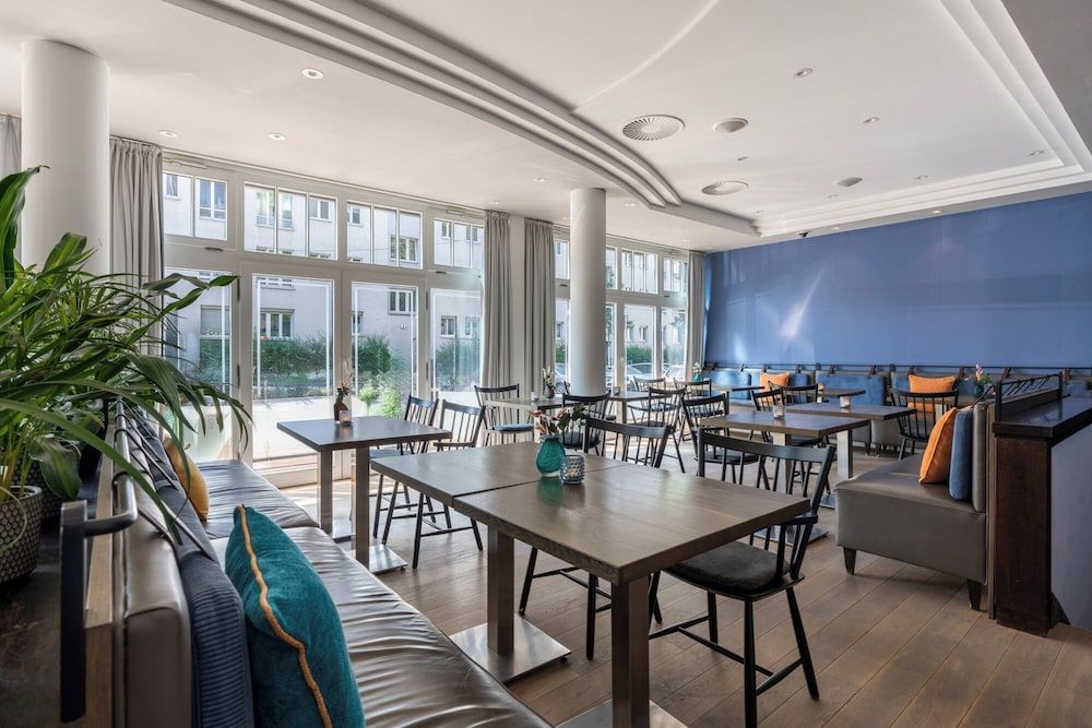 undefined Newberlin 4