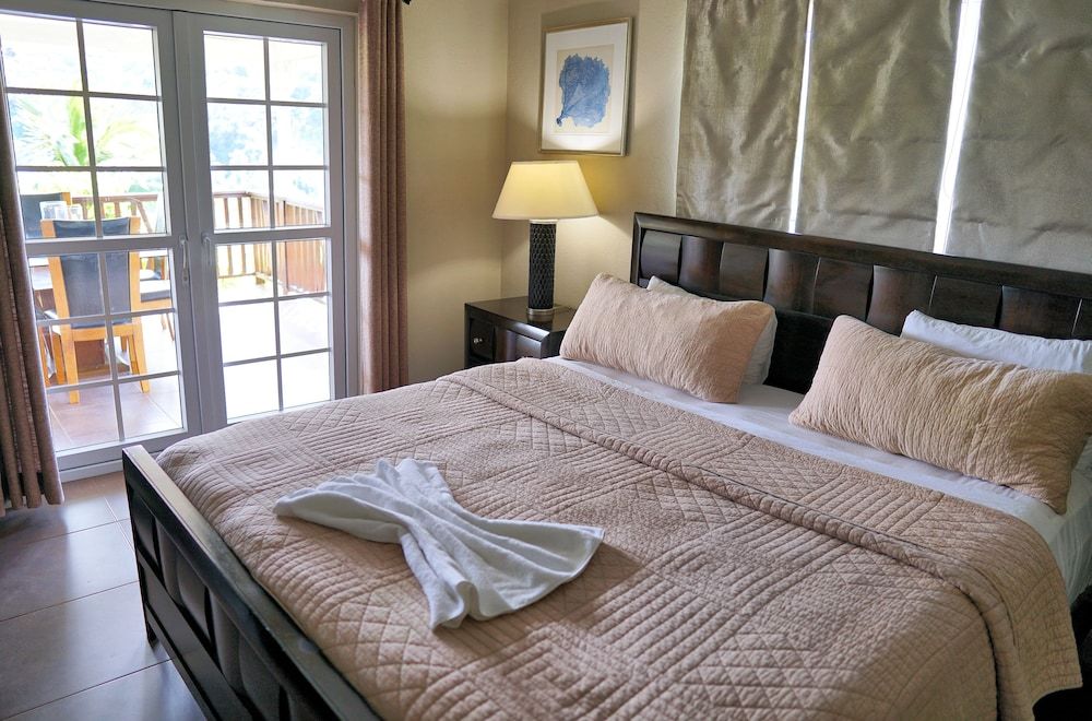 Marigot Beach Club and Dive Resort Family Villa 4