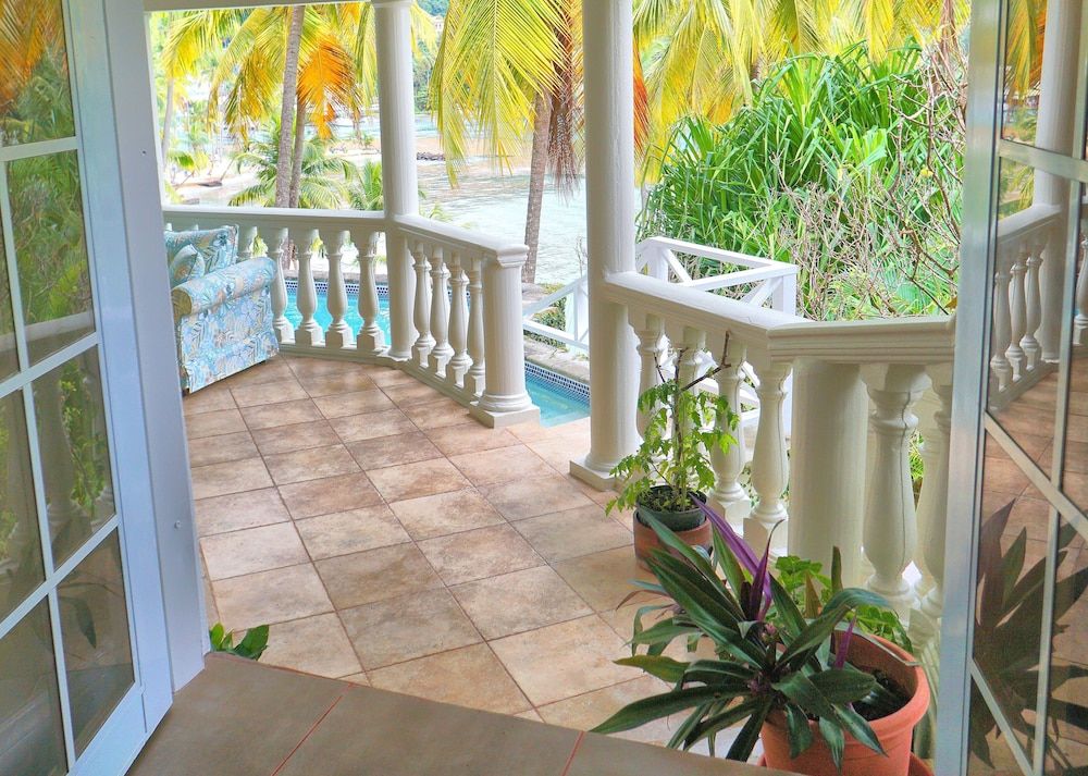 Marigot Beach Club and Dive Resort Family Villa, 2 Bedrooms (Rose Cottage) 5