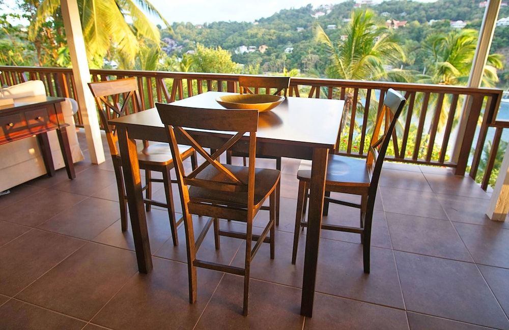 Marigot Beach Club and Dive Resort Family Villa 7