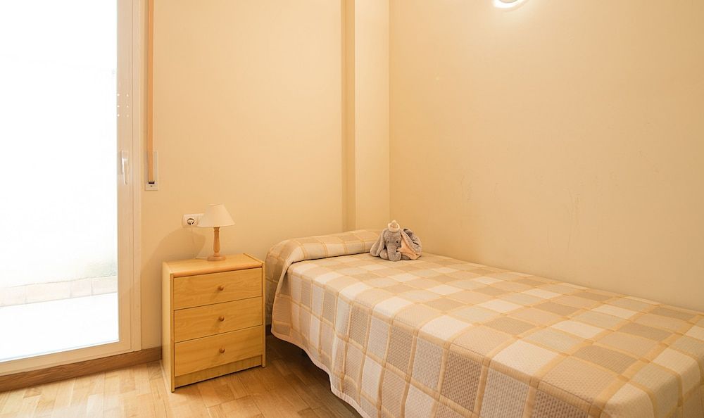 Apartment, 4 Bedrooms, Terrace