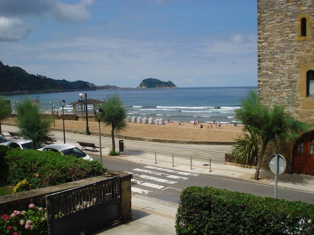 Twin Room, Terrace, Partial Sea View (H3)