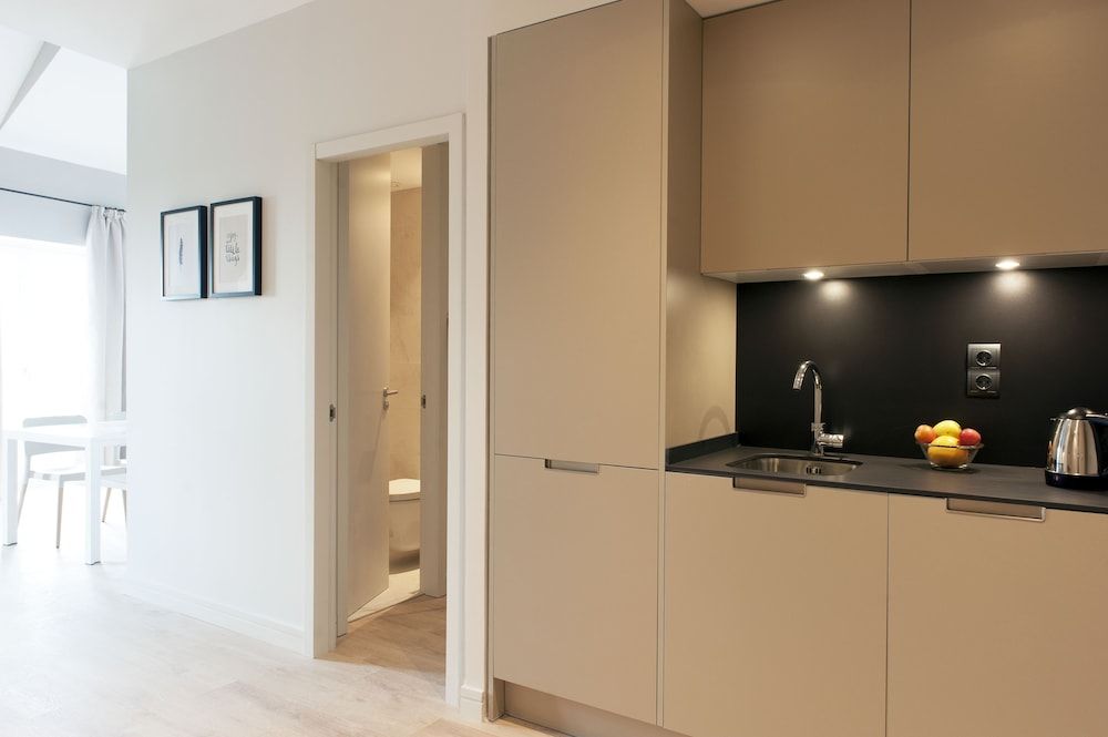 MH Apartments Central Madrid Premium Duplex, 1 Bedroom 3