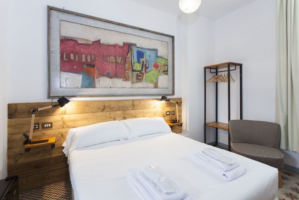 Gran H La Marina 1920 Classic Double Room, 1 Queen Bed, City View 8