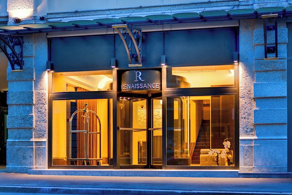 undefined Renaissance Lucerne Hotel 2