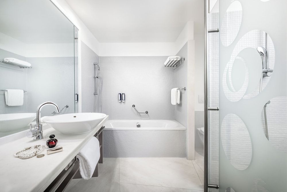 Falkensteiner Club Funimation Borik Deluxe Suite, 2 Bedrooms, 2 bedrooms, 1 living room 5