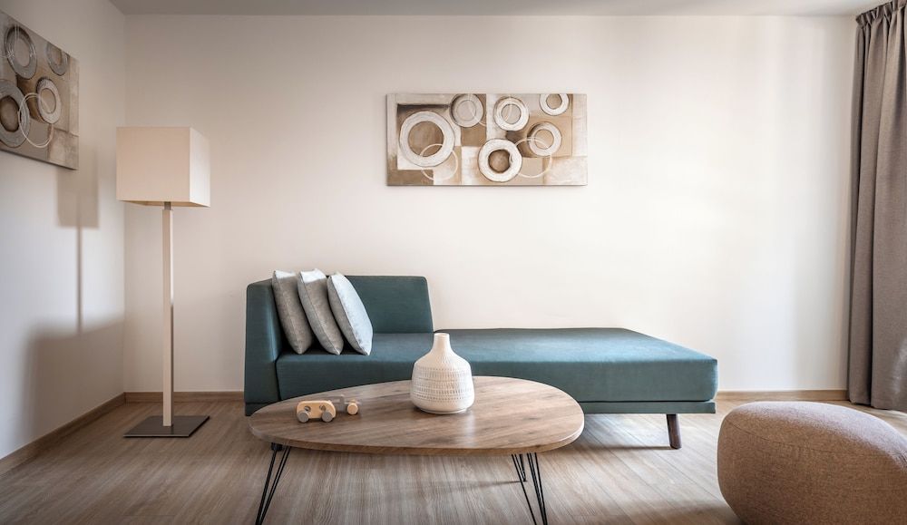 Falkensteiner Club Funimation Borik Deluxe Suite, 2 Bedrooms, 2 bedrooms, 1 living room 6