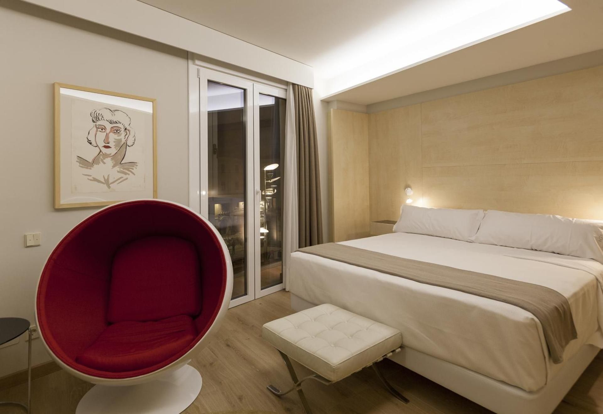 Deluxe Queen Room