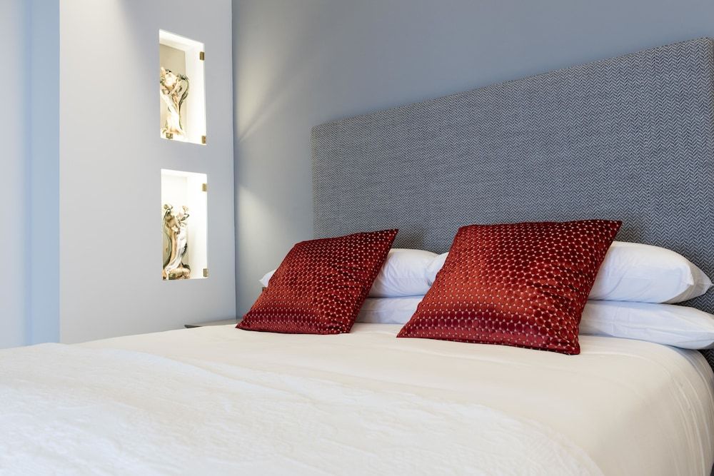 Hotel Glòria de Sant Jaume Double Deluxe Room with Spa Access