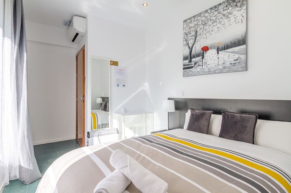 undefined AYZ Javier Cabrini - Auto check-in property 3