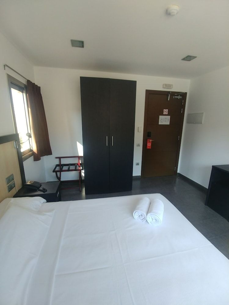 Hotel 170 Double Room 6