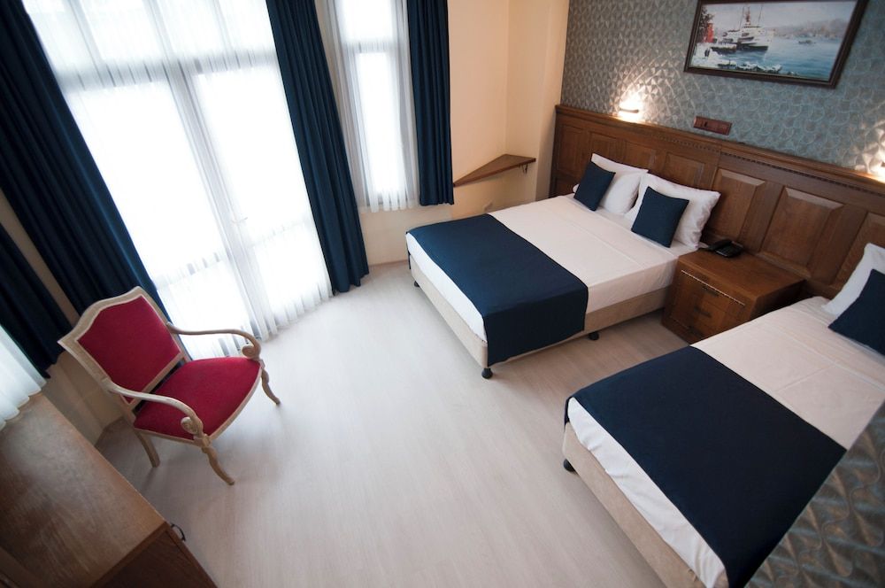 Deluxe Triple Room