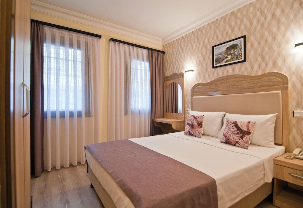 Artefes Hotel Old City Economy Double or Twin Room 6