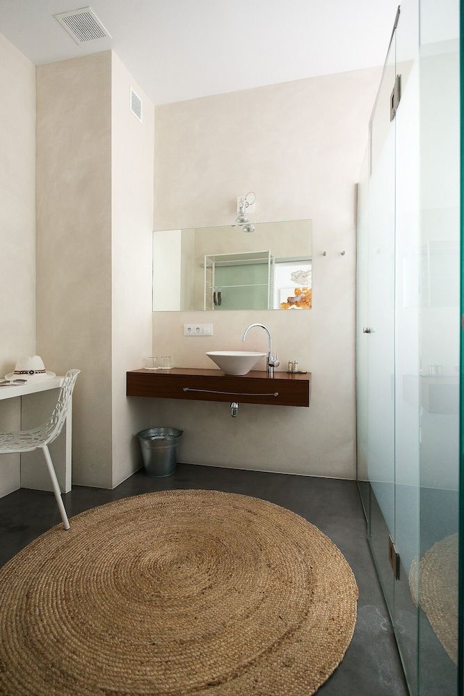 Cheap & Chic Hotel Double Room 14