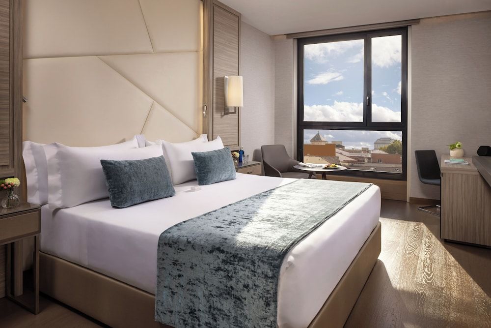 VP Plaza España Design Standard Room