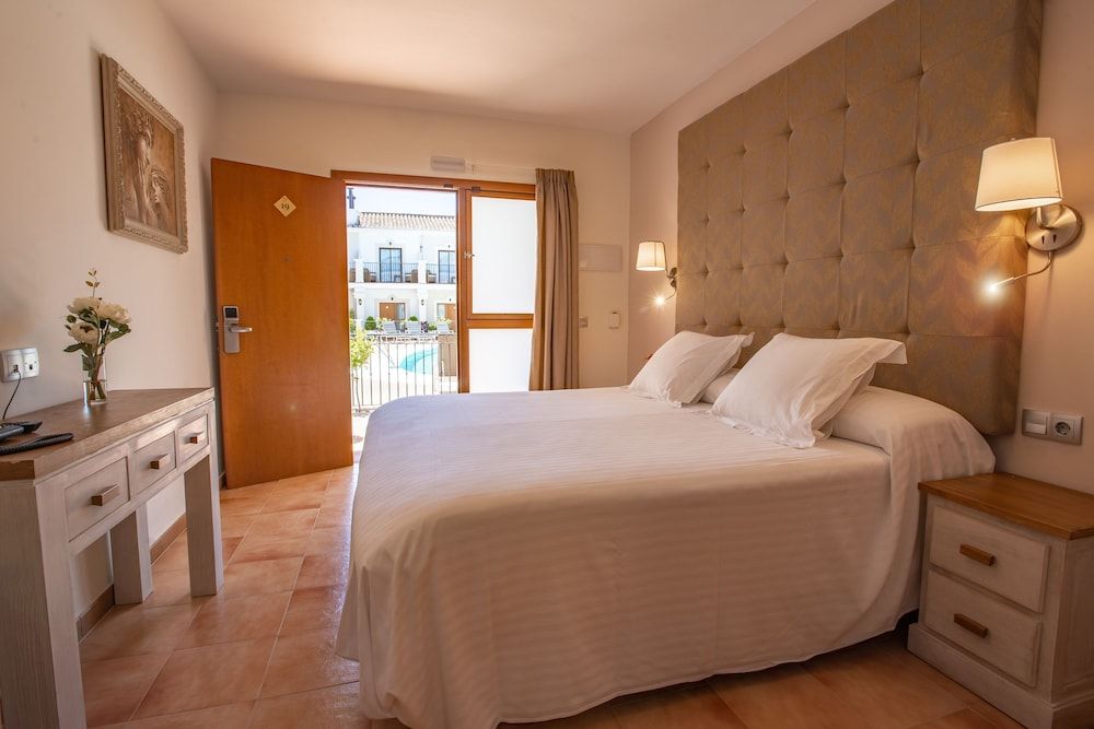 Paloma Blanca Boutique Hotel Puerto Banus Double Room 2
