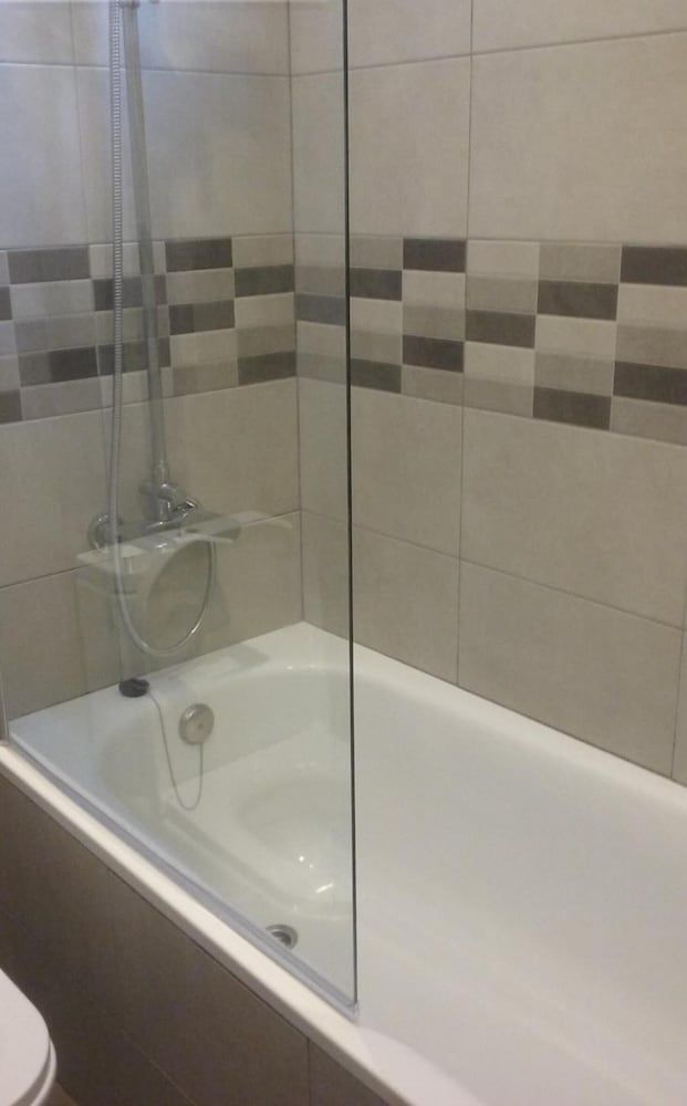 Brustar Sagrada Familia Economy Suite, 2 Bedrooms 2