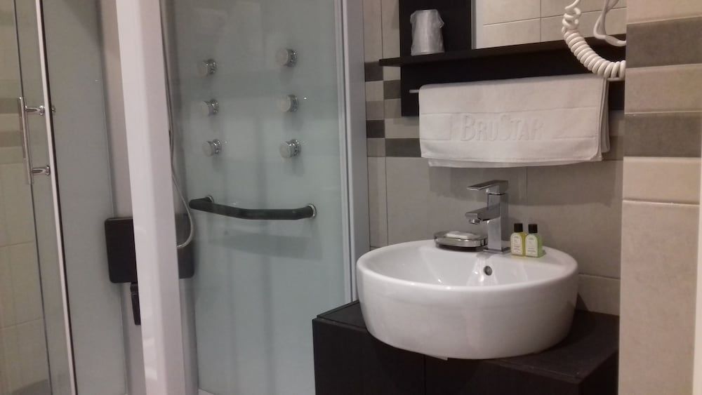 undefined Brustar Sagrada Familia 9