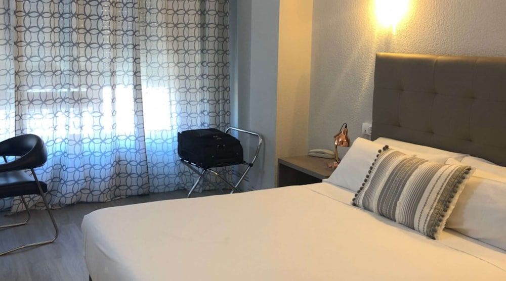 Hotel Marqués de Santillana Standard Double Room 7