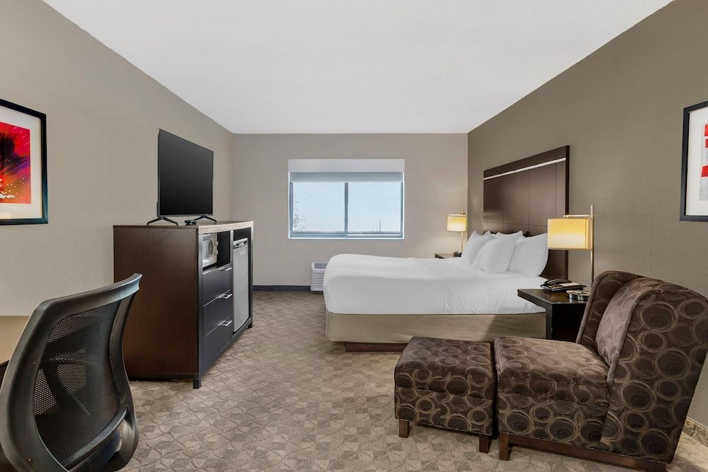 Room, 1 King Bed, Non Smoking