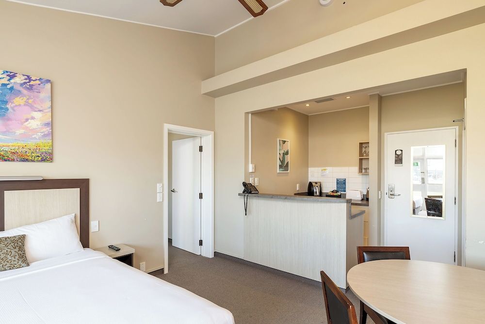 Copthorne Resort Solway Park 2 Bedroom Apartment 5