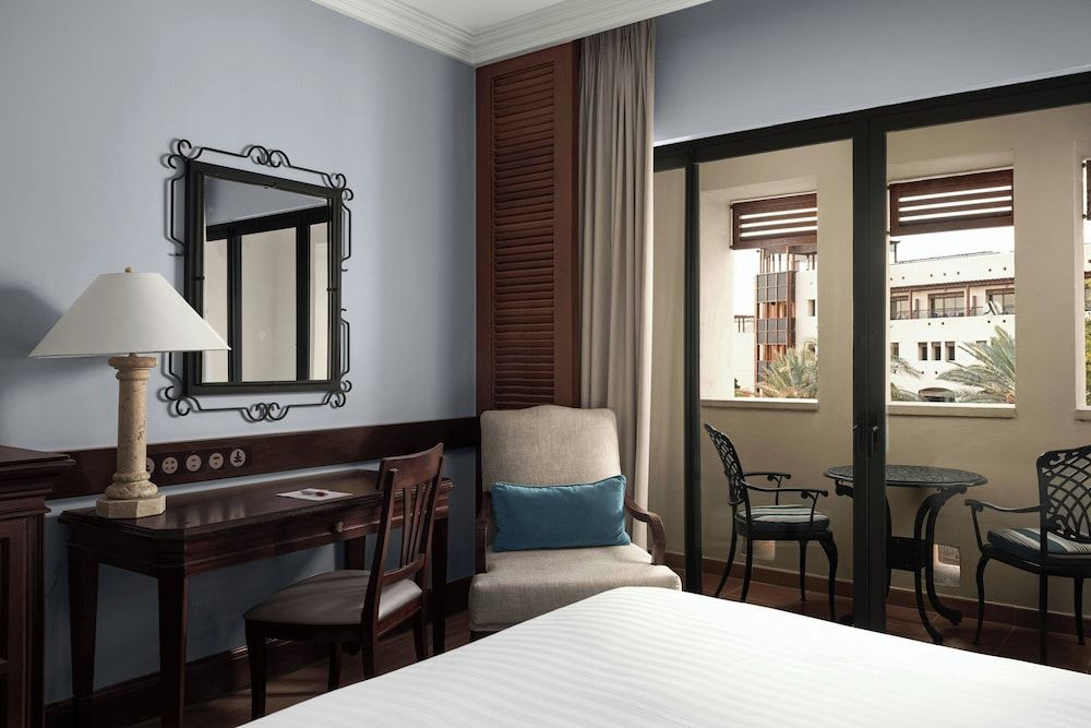 Dead Sea Marriott Resort & Spa Deluxe Room, 2 Double Beds, Non Smoking 10