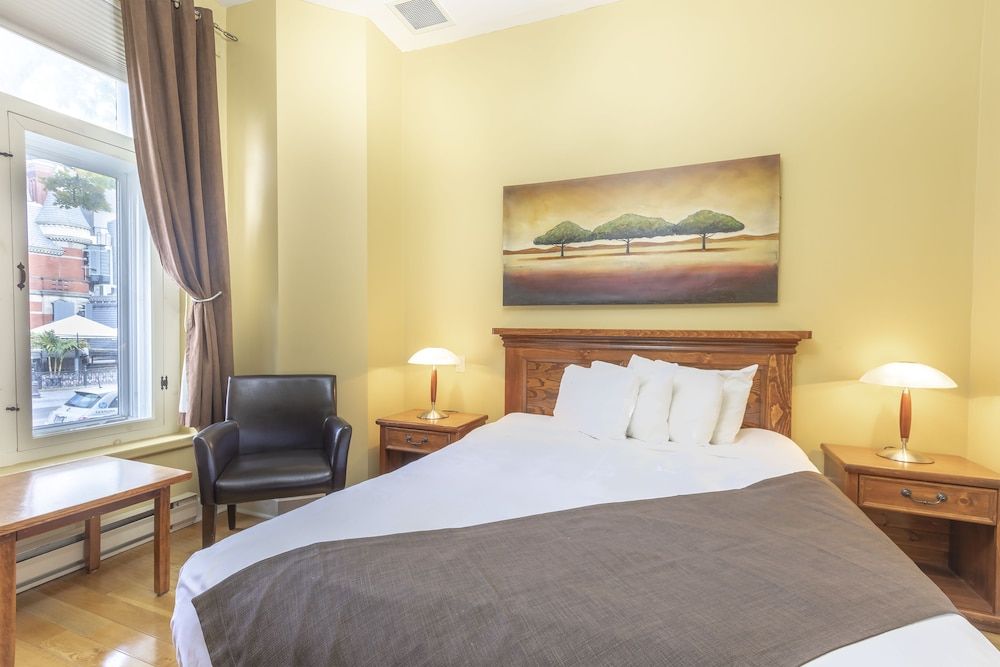 Unilofts Grande-Allée Superior Room, 1 Queen Bed