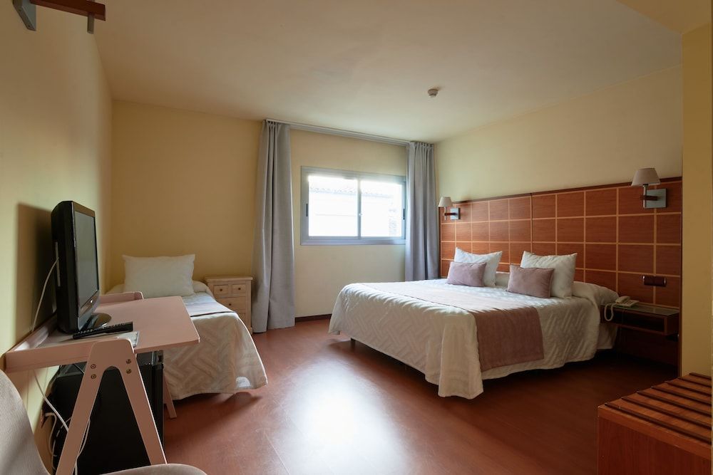 Ramblas Vendrell Triple Room 15