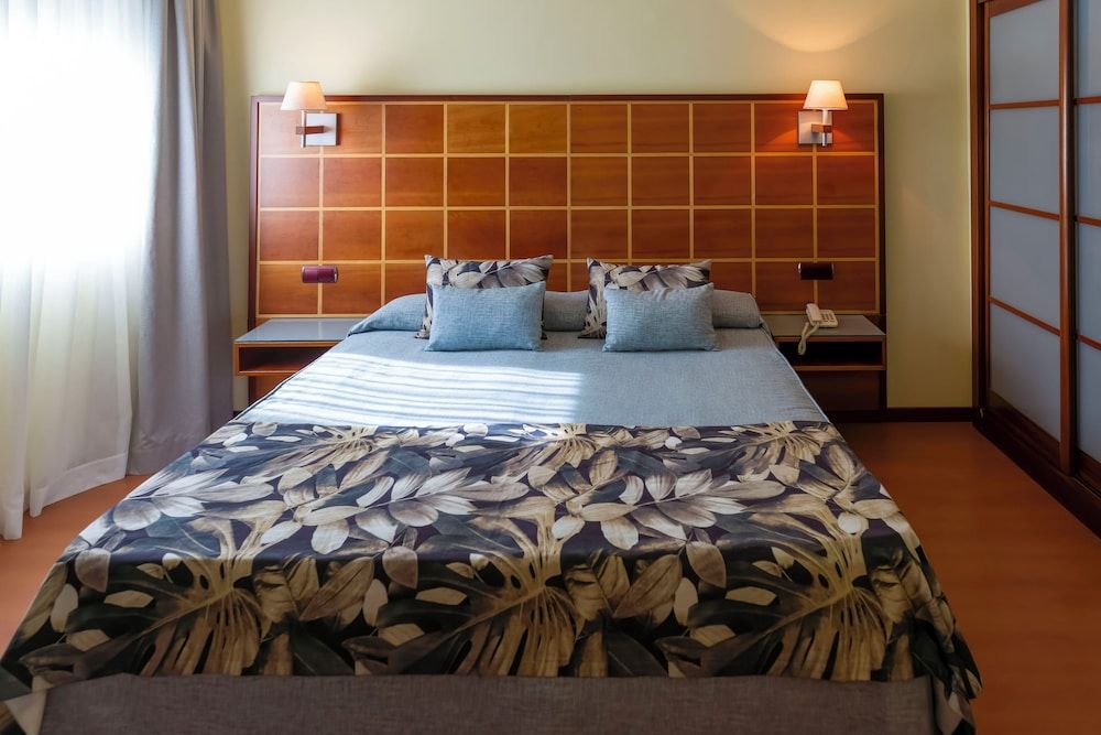 Ramblas Vendrell Standard Quadruple Room 4