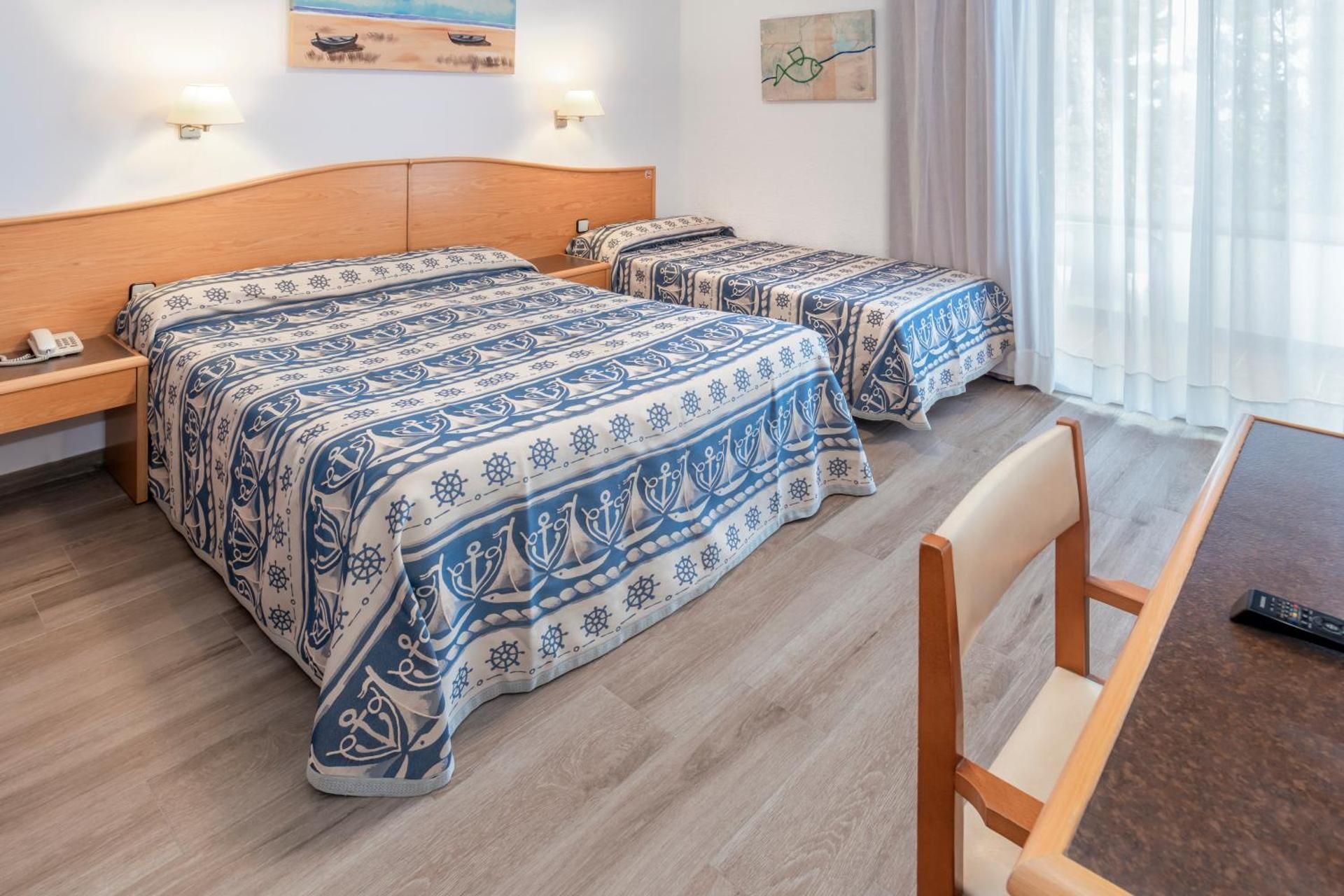 Triple Room