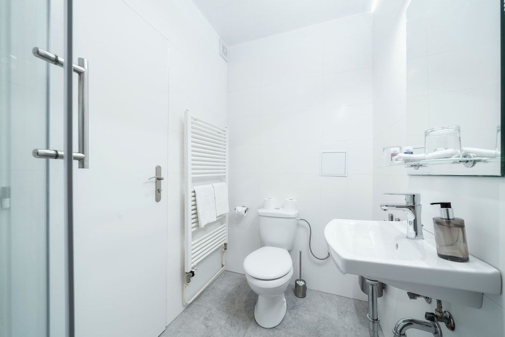 undefined Hotel White Lion 10