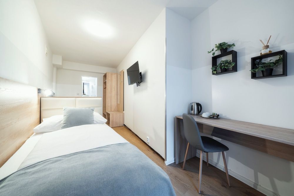 undefined Hotel White Lion 7