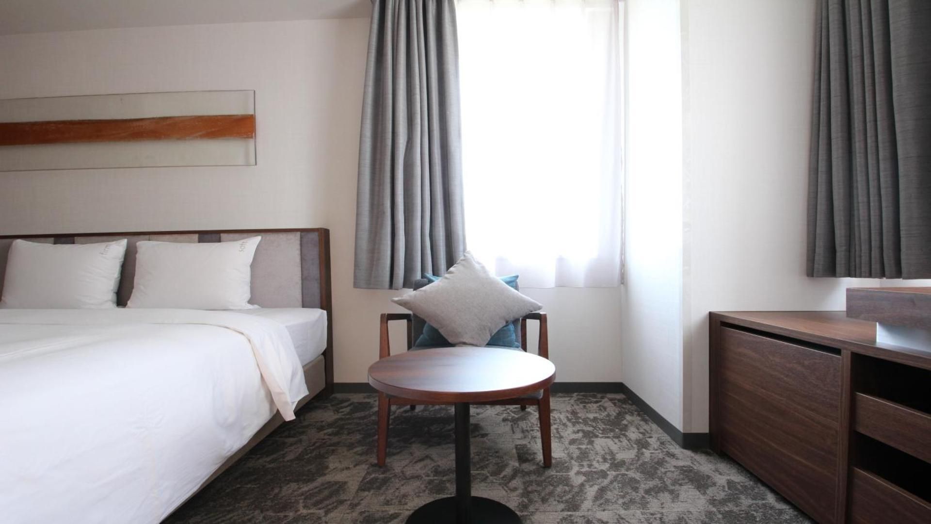 Premium King Room with Lounge Access
