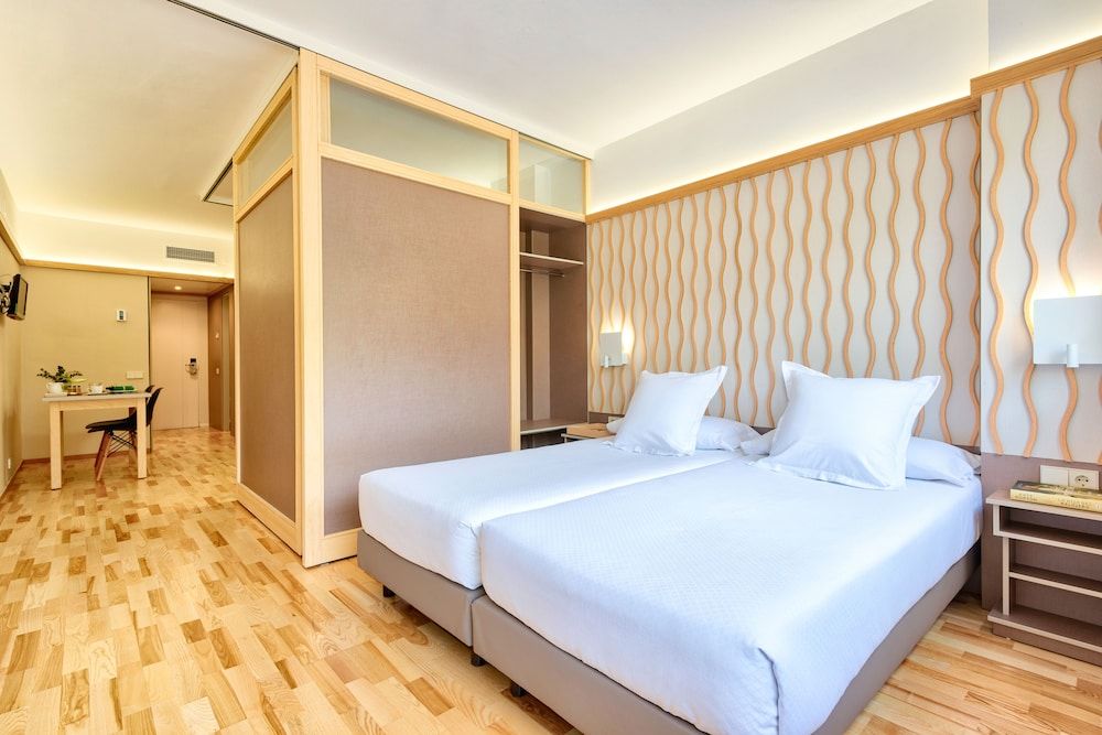 undefined Bonanova Suite Hotel 7