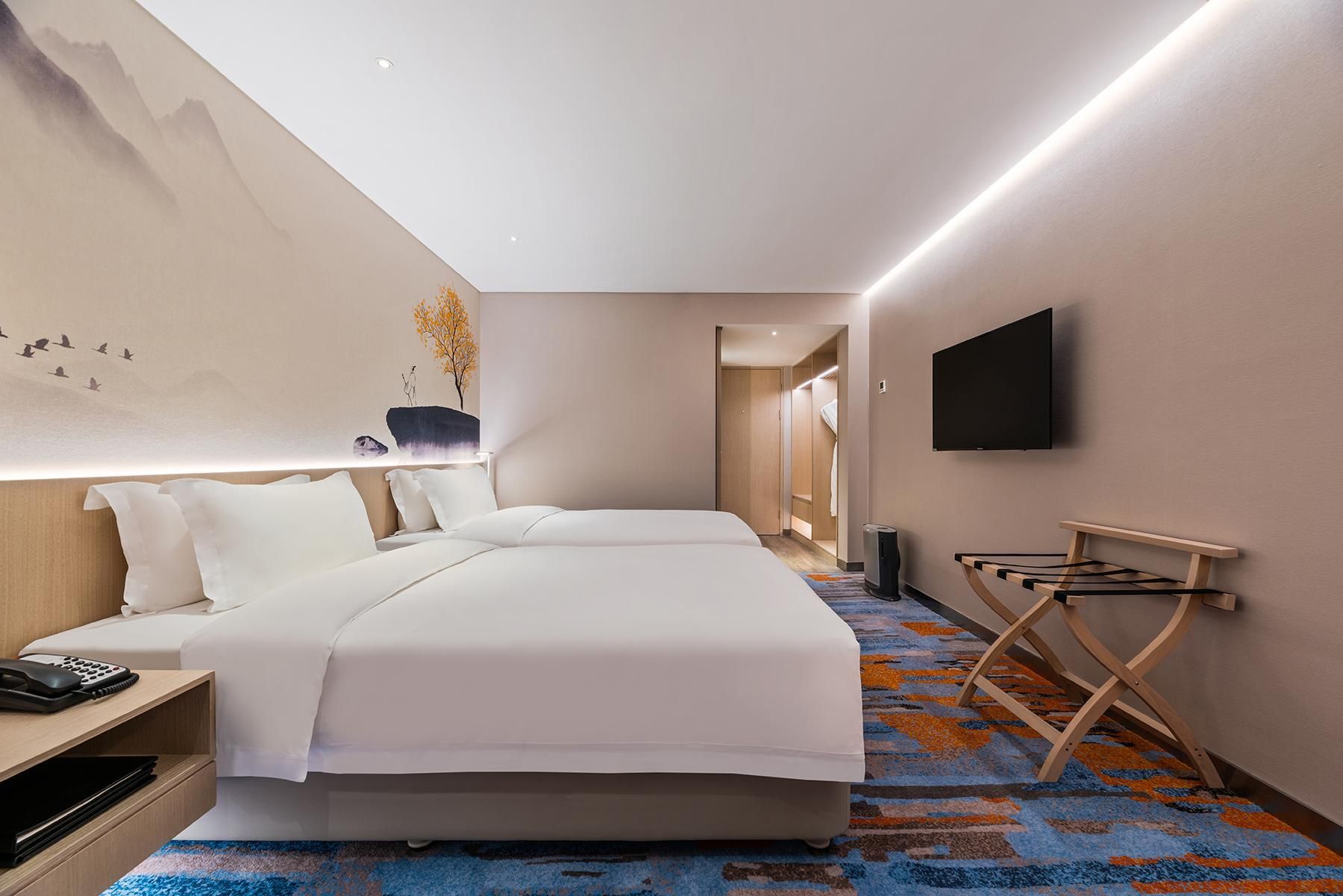 2 Bed Twin Superior Room