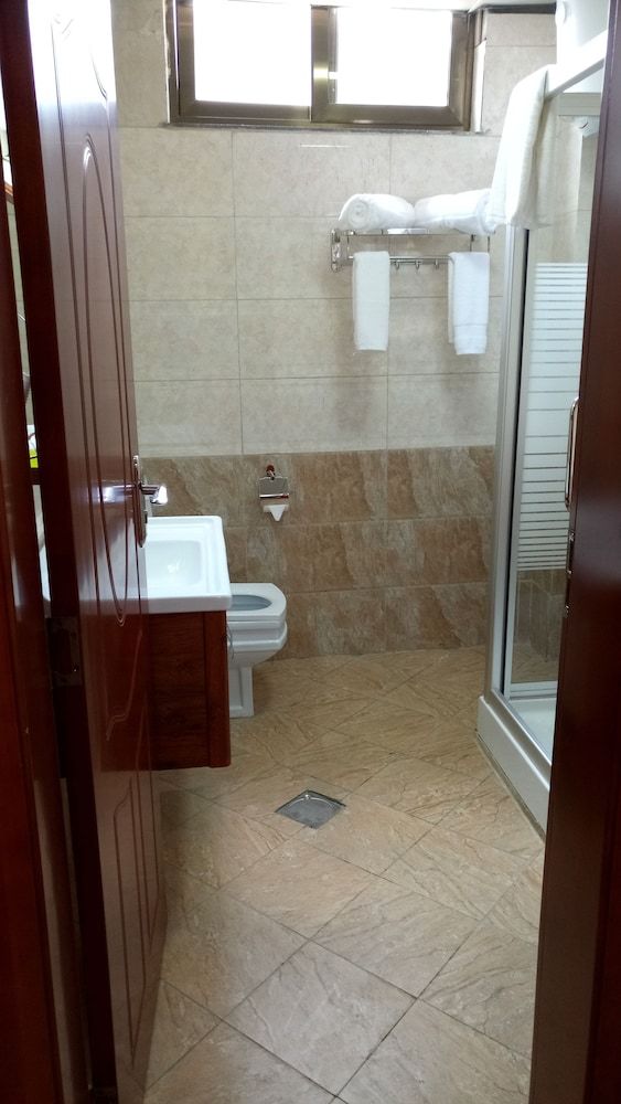 Golden Royal Hotel Standard Double Room 6