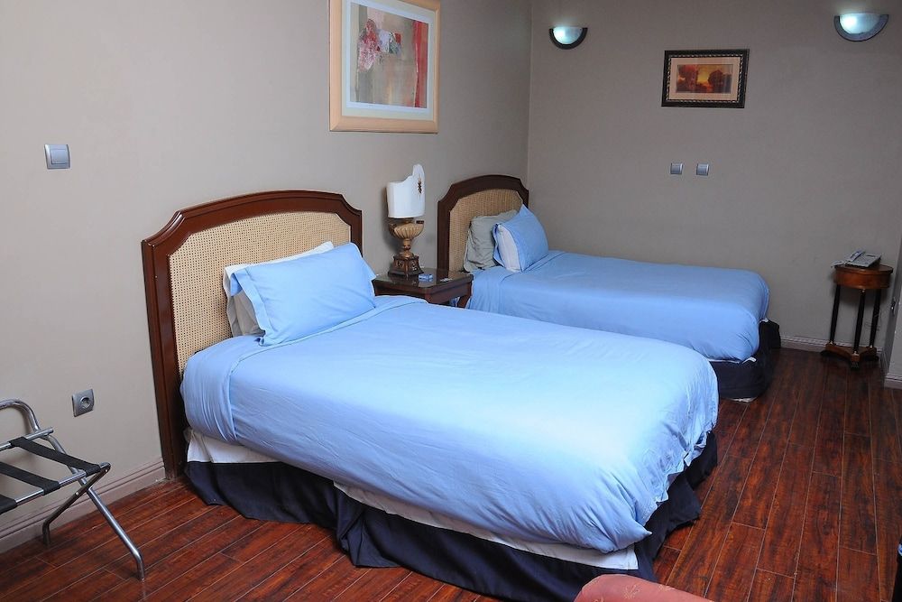 Holly Wood Hotel Standard Twin Room