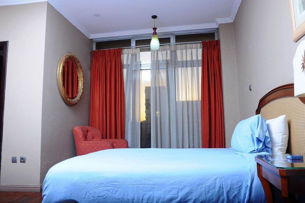 Holly Wood Hotel Standard Twin Room 2