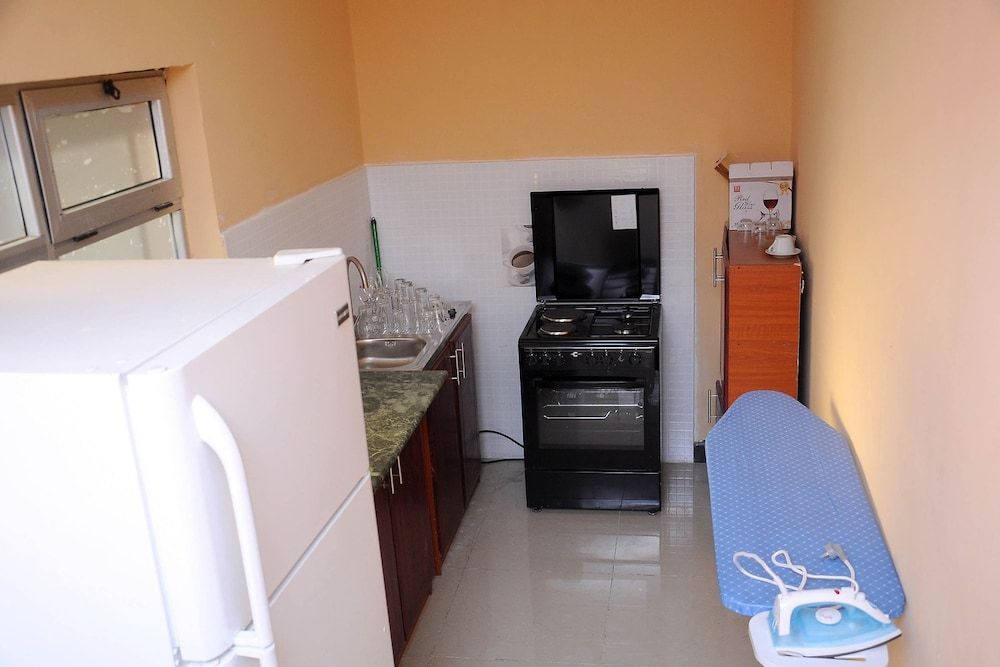 Holly Wood Hotel Standard Twin Room 8