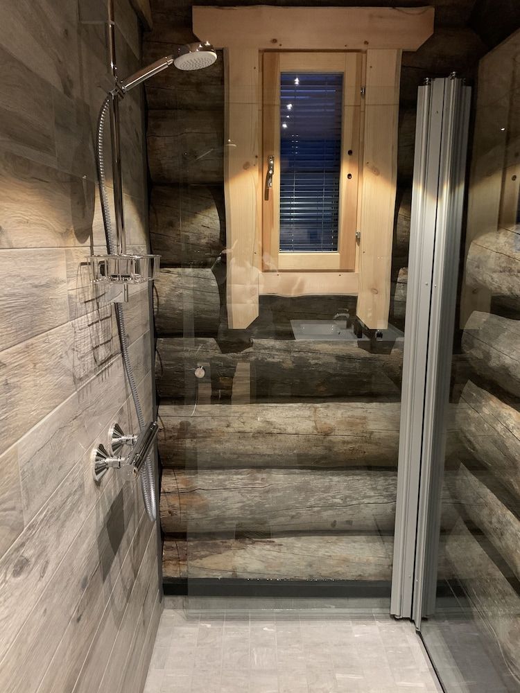 Wilderness Hotel Nangu & Igloos Nangu panorama Log Cabin 5