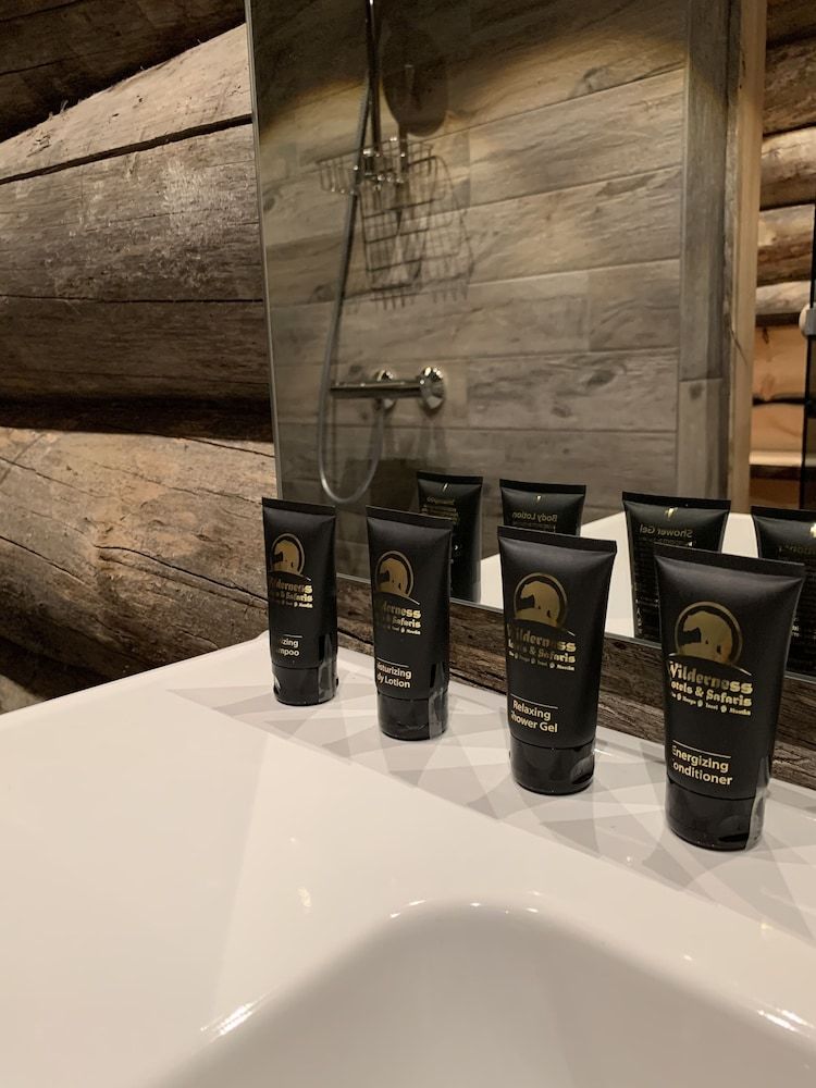 Wilderness Hotel Nangu & Igloos Nangu panorama Log Cabin 2