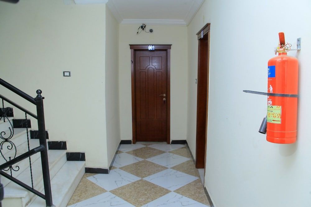 undefined Fenet Pension 8