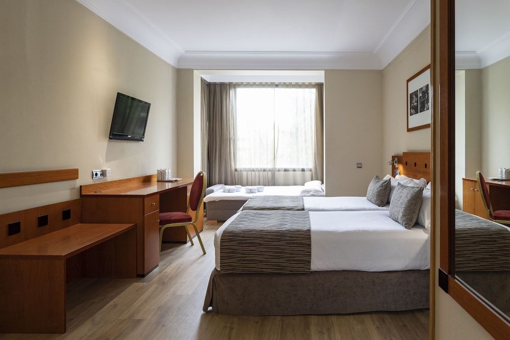 undefined Petit Palace Arturo Soria 2